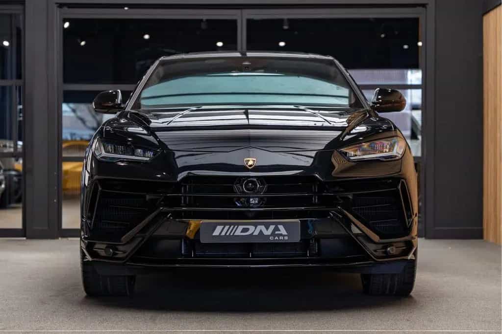 Lamborghini Urus S Stoelmassage Hermes 4.0 V8 S Pano Stoelve 02/2025-photo-1