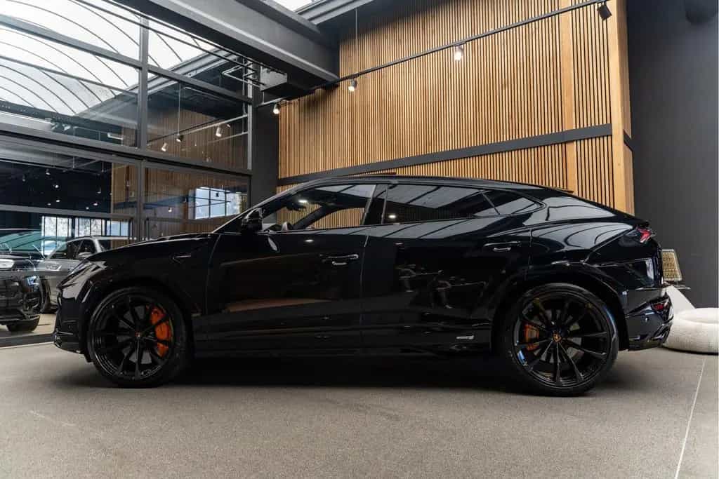 Lamborghini Urus S Stoelmassage Hermes 4.0 V8 S Pano Stoelve 02/2025-photo-2
