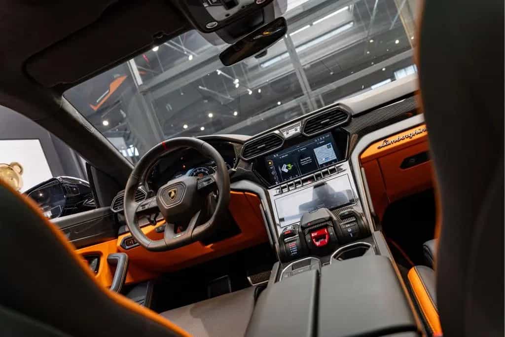 Lamborghini Urus S Stoelmassage Hermes 4.0 V8 S Pano Stoelve 02/2025-photo-35