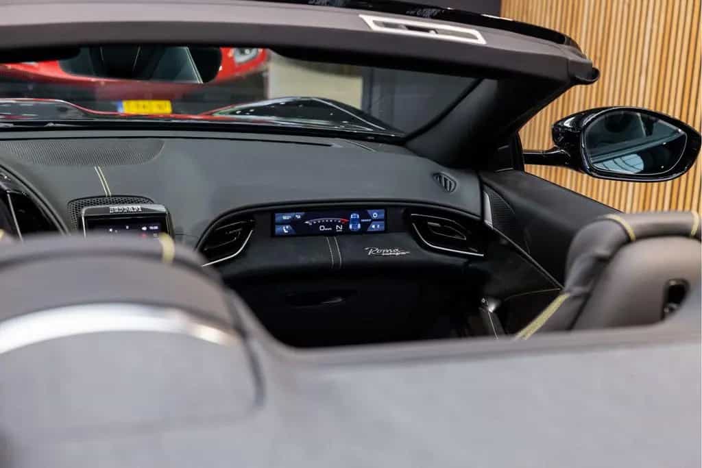 Ferrari Roma Spider V8 Atelier Daytona Seats Roma Spider 02/2024-photo-25