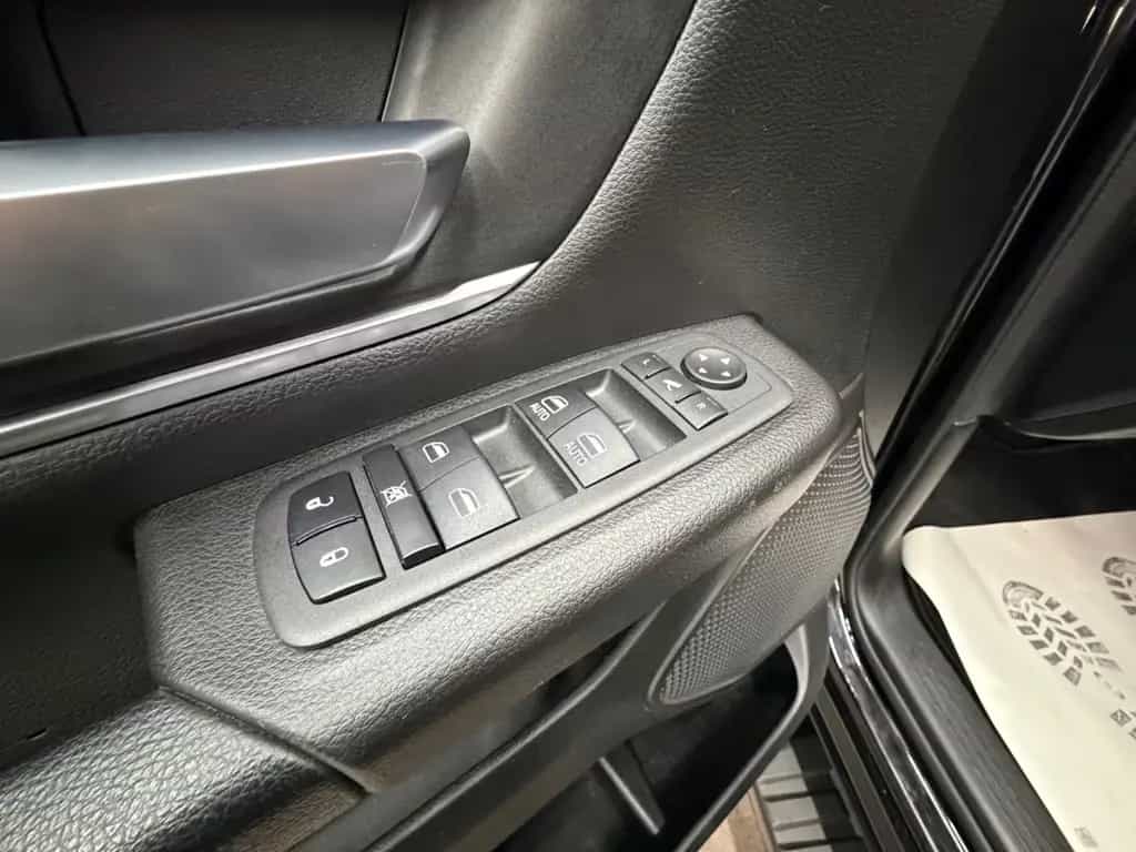 Dodge RAM 1500 5.7 V8 HEMI eTORQUE Bighorn Crewcab/LKW 07/2023-photo-22