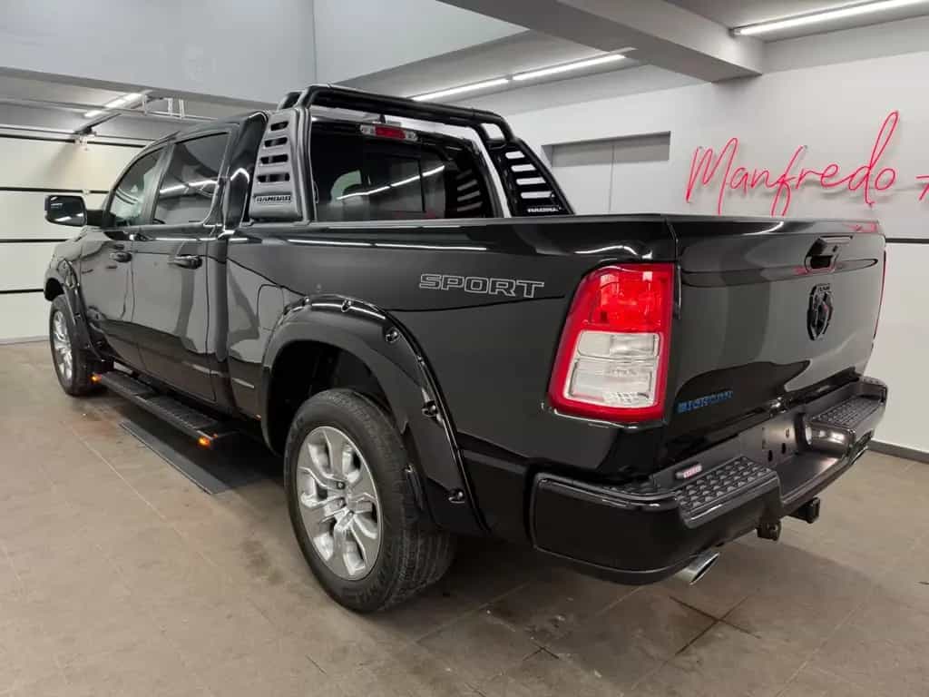 Dodge RAM 1500 5.7 V8 HEMI eTORQUE Bighorn Crewcab/LKW 07/2023-photo-3