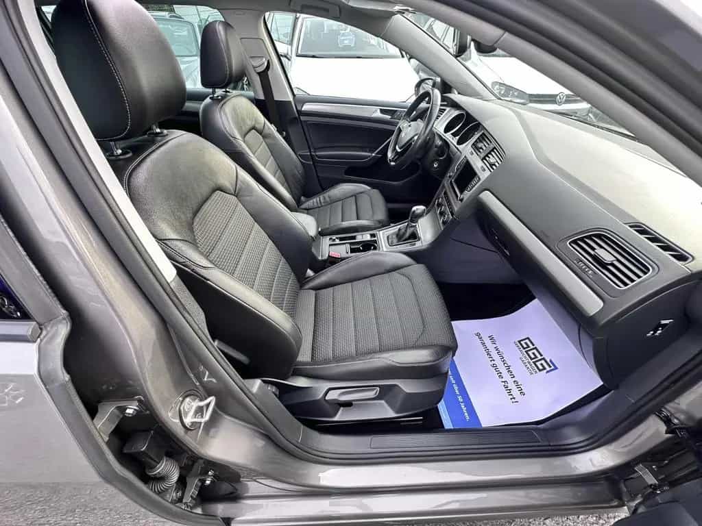 Volkswagen Golf VII Variant Automatik PDC Navi AHK SHZ Pano 11/2016-photo-14