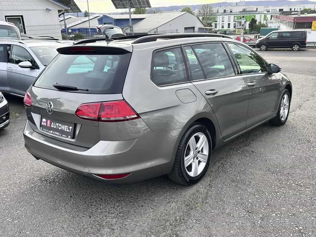 Volkswagen Golf VII Variant Automatik PDC Navi AHK SHZ Pano 11/2016-photo-5