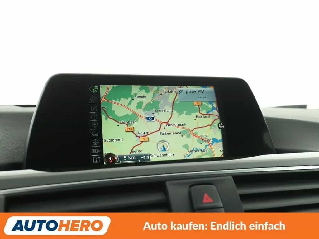 BMW 3 Series 318d Sport Line Aut. *NAVI*LED*TEMPO*PDC*SHZ* 07/2017-photo-20