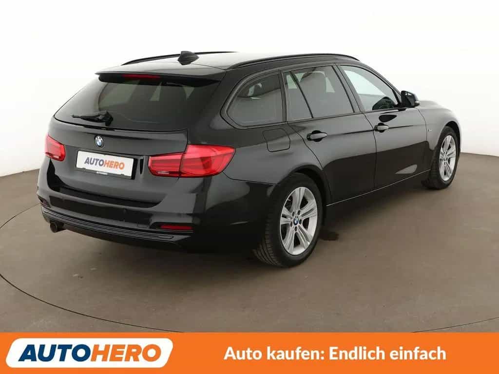 BMW 3 Series 318d Sport Line Aut. *NAVI*LED*TEMPO*PDC*SHZ* 07/2017-photo-5