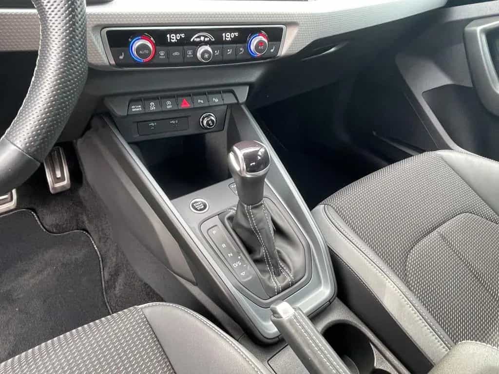Audi A1 Sportback 35 TFSI S line LED Kamera Carplay 10/2022-photo-13