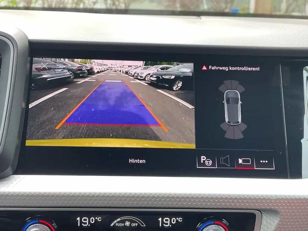 Audi A1 Sportback 35 TFSI S line LED Kamera Carplay 10/2022-photo-24