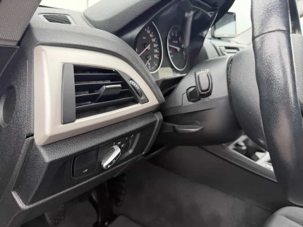 BMW 114 i Limo. 5-trg. 2.Hand Euro6 87 Tkm PDC Navi 03/2014-photo-18