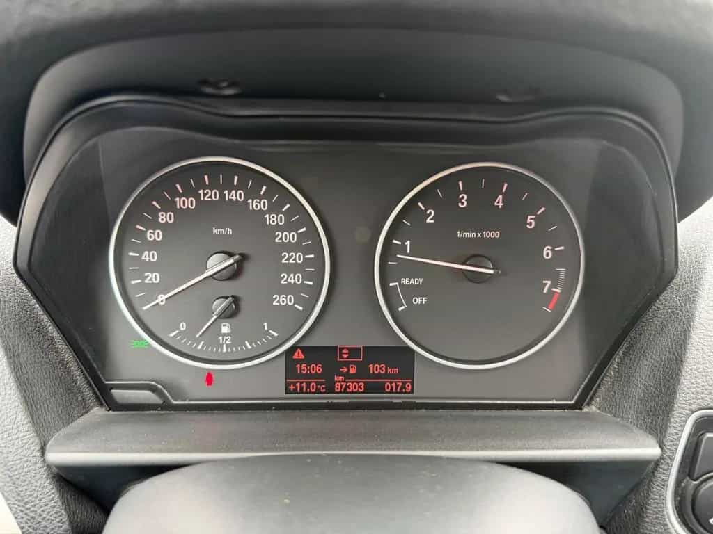 BMW 114 i Limo. 5-trg. 2.Hand Euro6 87 Tkm PDC Navi 03/2014-photo-22