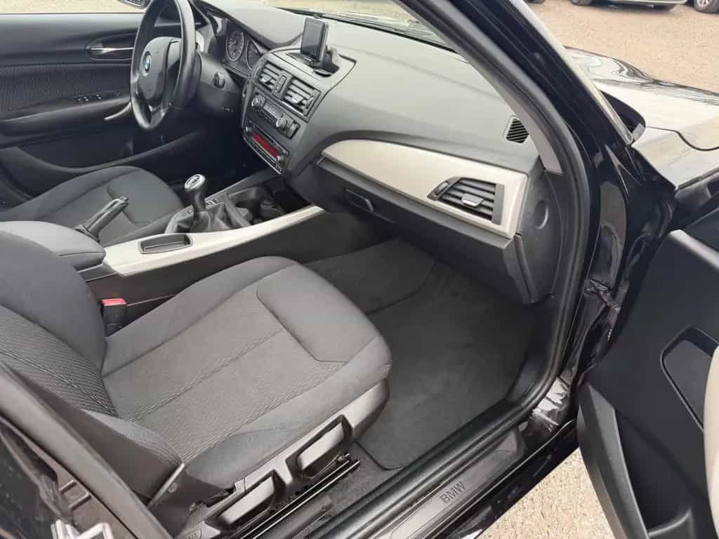 BMW 114 i Limo. 5-trg. 2.Hand Euro6 87 Tkm PDC Navi 03/2014-photo-5
