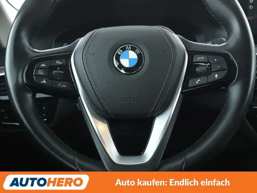 BMW 5 Series 540i xDrive Luxury Line Aut. *HUD*360°*LED*ACC* 03/2018-photo-18