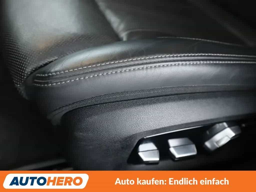 BMW 5 Series 540i xDrive Luxury Line Aut. *HUD*360°*LED*ACC* 03/2018-photo-24