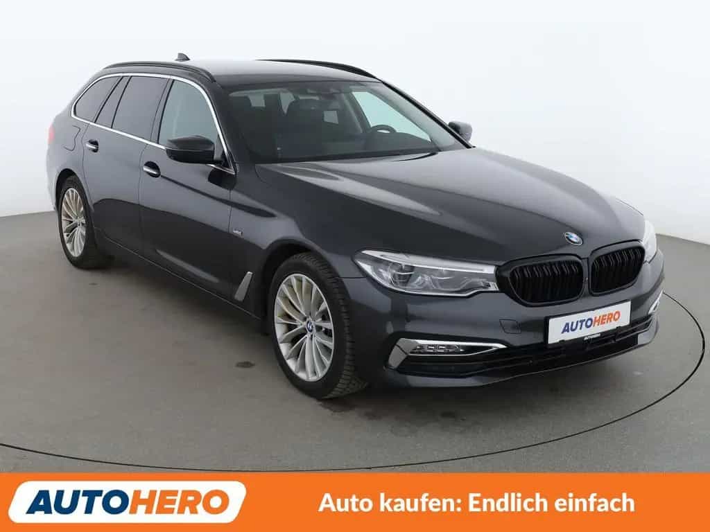 BMW 5 Series 540i xDrive Luxury Line Aut. *HUD*360°*LED*ACC* 03/2018-photo-7