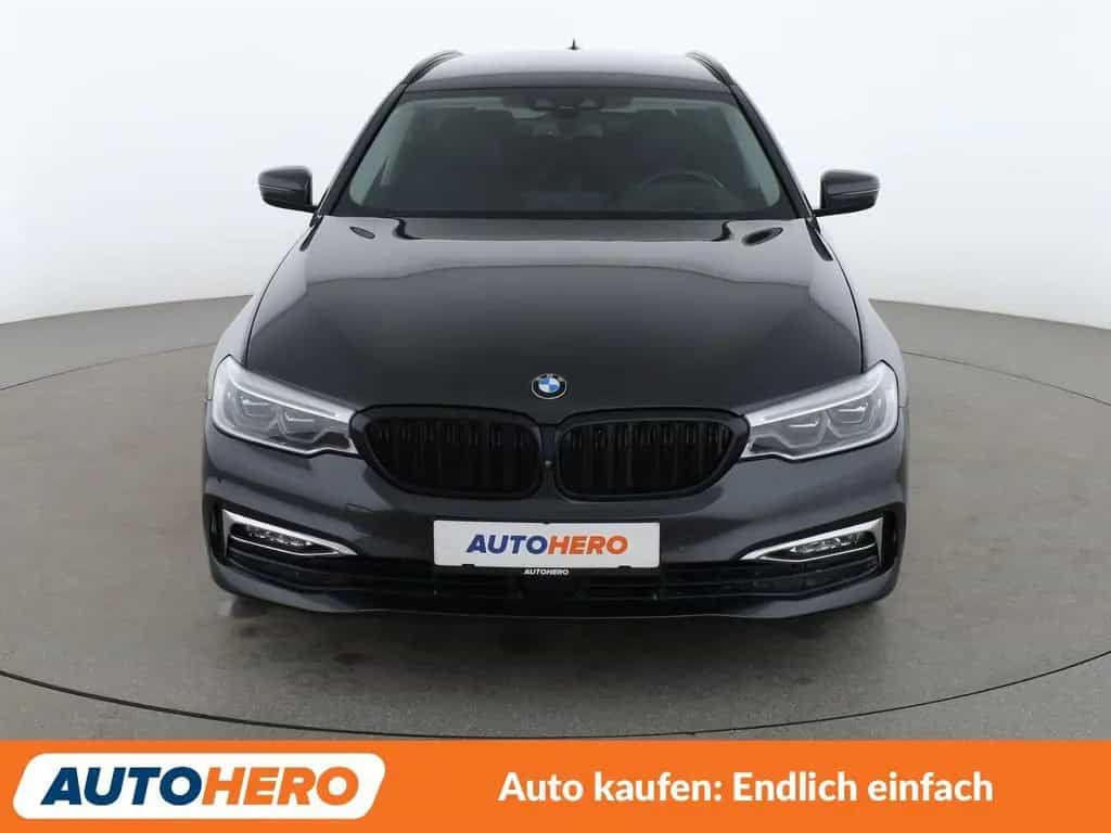 BMW 5 Series 540i xDrive Luxury Line Aut. *HUD*360°*LED*ACC* 03/2018-photo-8