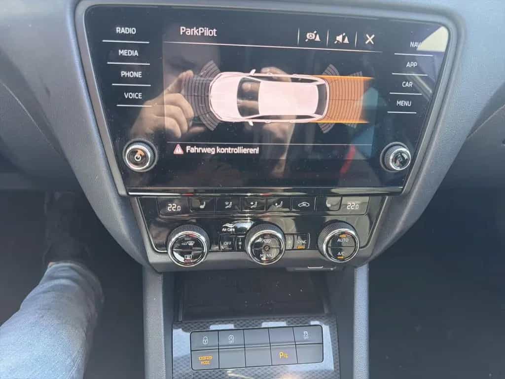 Skoda Octavia Combi RS 2.0 TSI DSG Navi,CANTON,Virtual 03/2020-photo-18