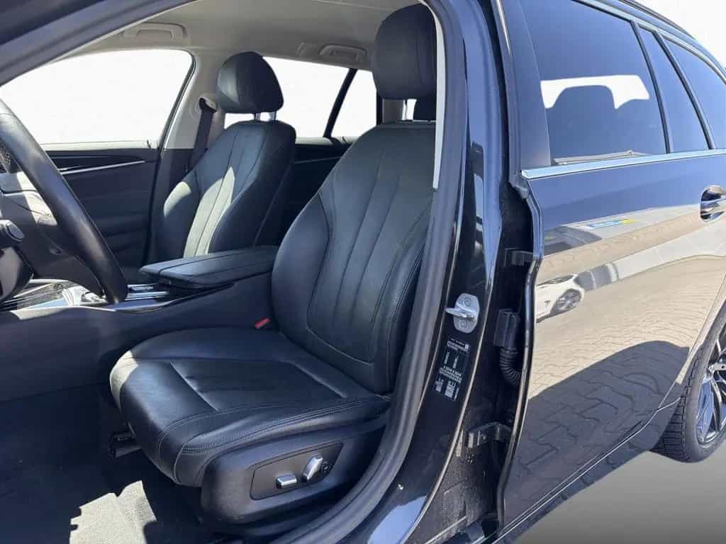 BMW 520 d Touring Aut. AHK,DA+,HuD,ParkAss,StHzg,Memo 03/2020-photo-9
