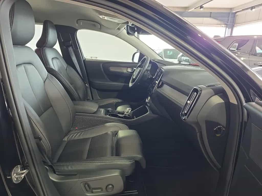 Volvo XC40 B4 Inscription ACC 360° Leder E-Sitze LED 01/2022-photo-10