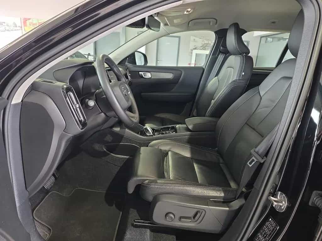 Volvo XC40 B4 Inscription ACC 360° Leder E-Sitze LED 01/2022-photo-19