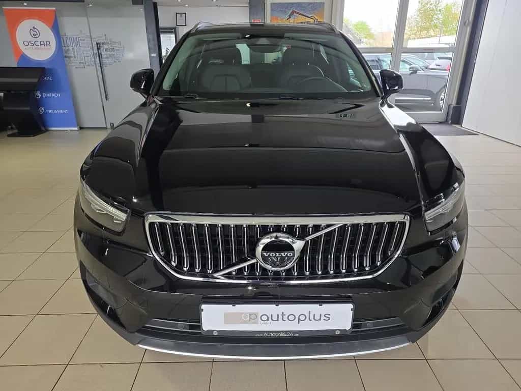Volvo XC40 B4 Inscription ACC 360° Leder E-Sitze LED 01/2022-photo-2
