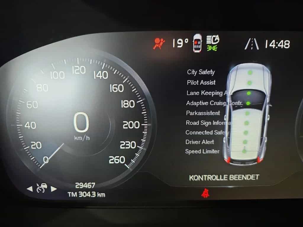 Volvo XC40 B4 Inscription ACC 360° Leder E-Sitze LED 01/2022-photo-22