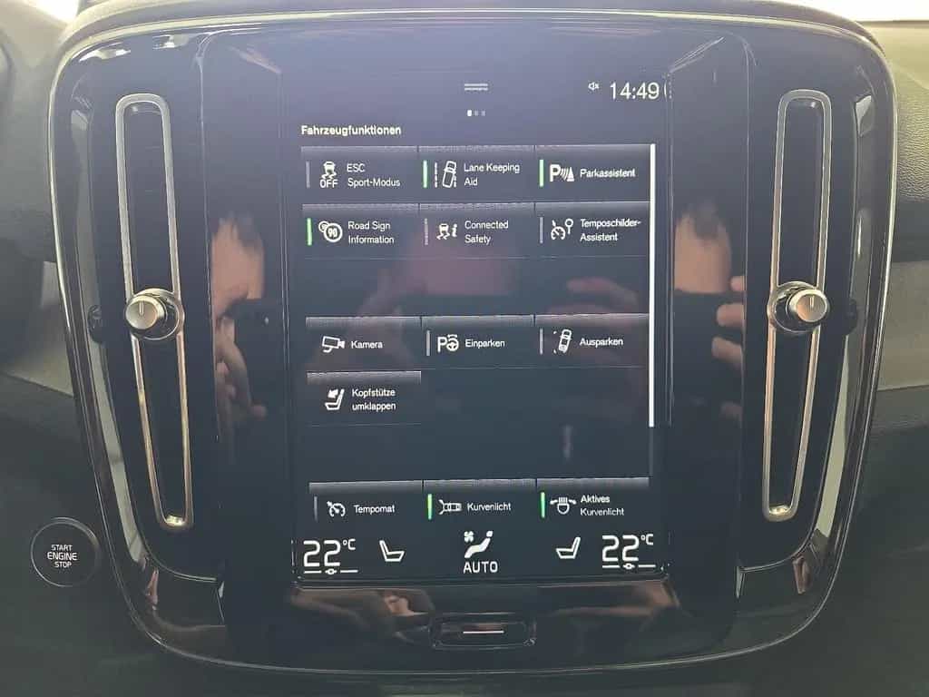 Volvo XC40 B4 Inscription ACC 360° Leder E-Sitze LED 01/2022-photo-27