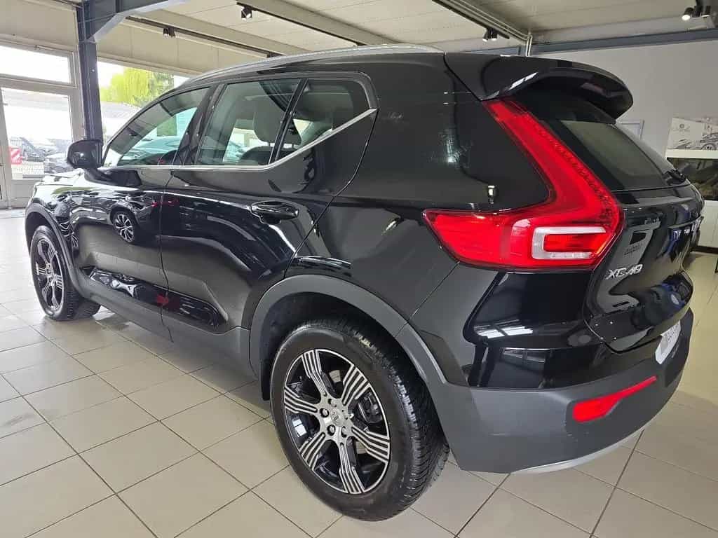 Volvo XC40 B4 Inscription ACC 360° Leder E-Sitze LED 01/2022-photo-9