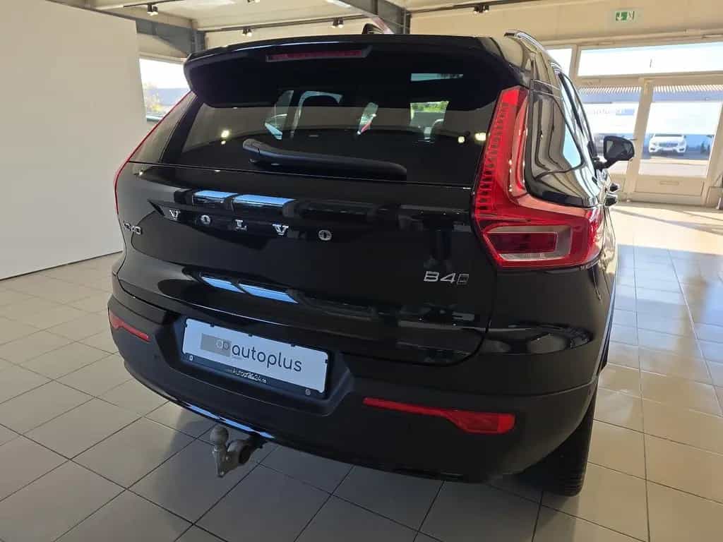 Volvo XC40 B4 Ultimate Dark AWD ACC BLIS AHK 360° LED 03/2023-photo-6