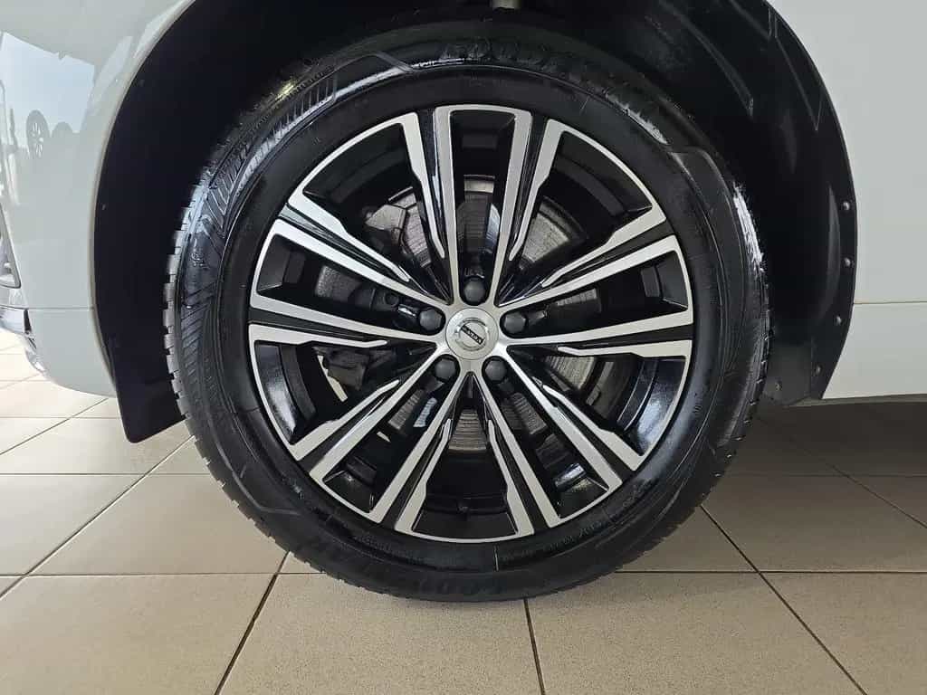 Volvo XC60 B4 (D) Inscription AWD Leder Kamera WinterP 02/2022-photo-31