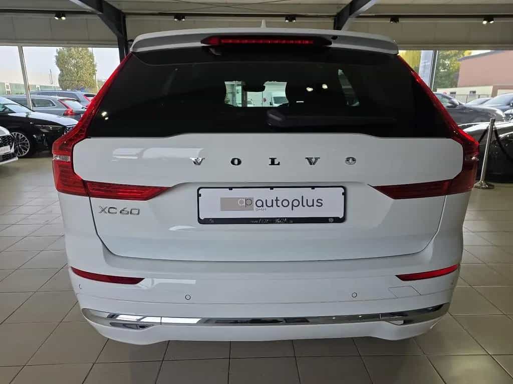 Volvo XC60 B4 (D) Inscription AWD Leder Kamera WinterP 02/2022-photo-8