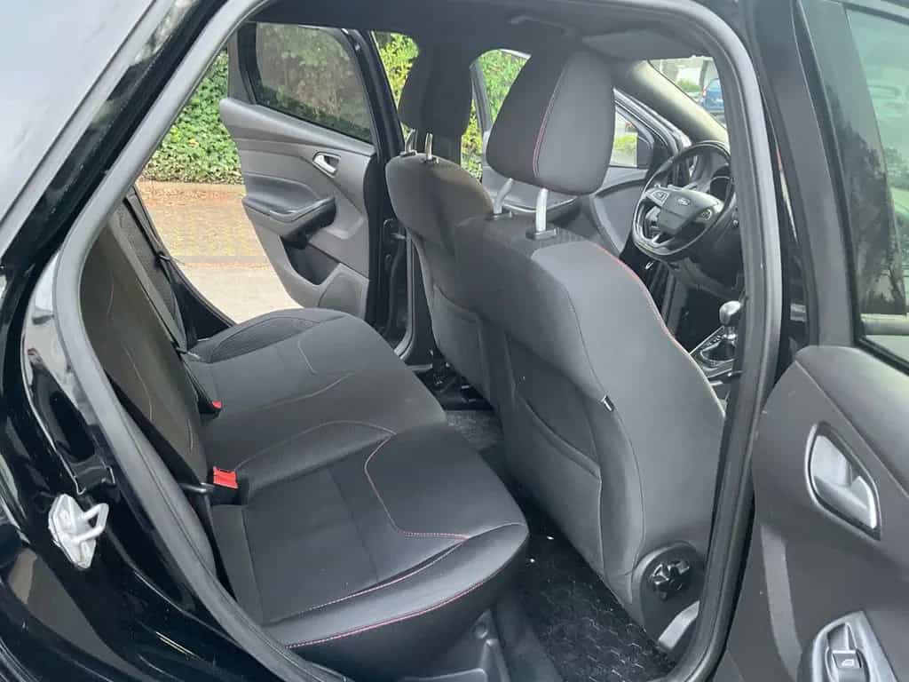 Ford Focus Turnier ST-Line Zahnriemen NEU 03/2018-photo-9