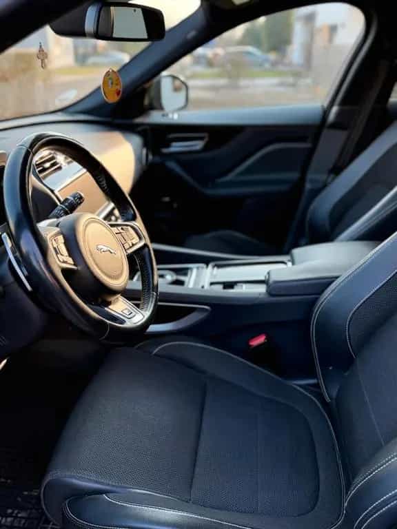 Jaguar F-Pace 30d AWD R-Sport Automatik R-Sport 12/2017-photo-7
