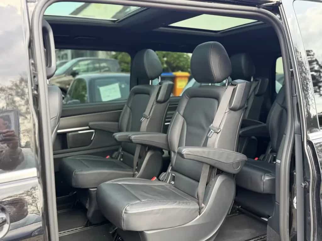 Mercedes-Benz V-Class 300d*AMG-LINE*PANORAMA*DISTRONIC*360°KAM*1HAND 07/2020-photo-16