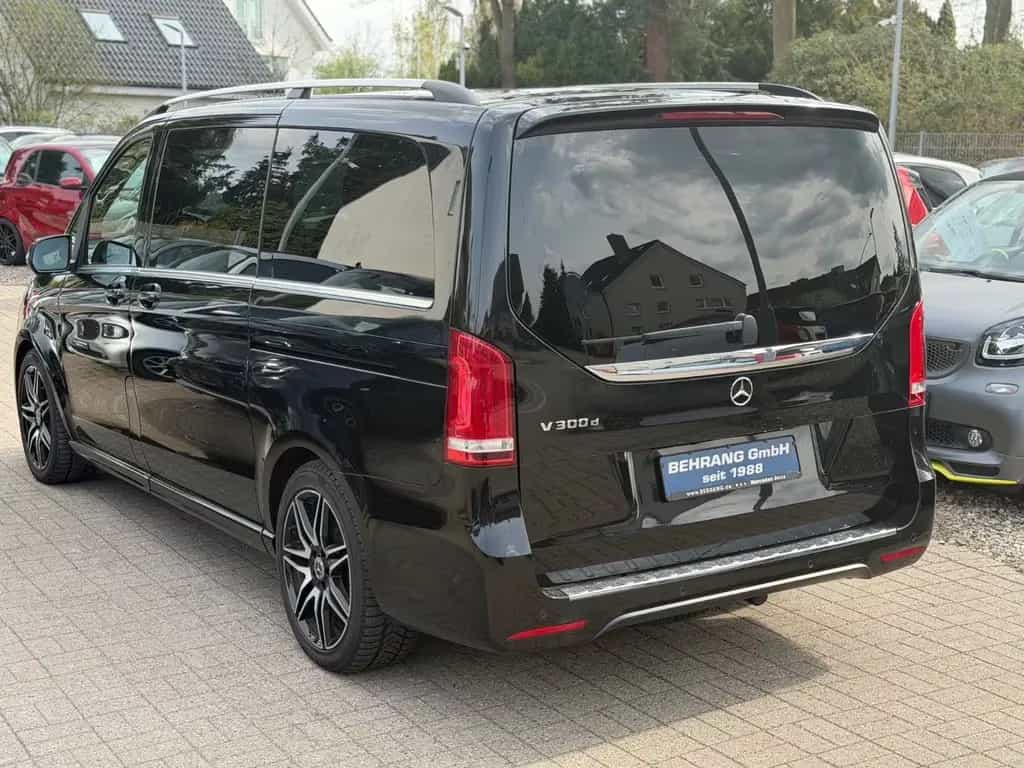 Mercedes-Benz V-Class 300d*AMG-LINE*PANORAMA*DISTRONIC*360°KAM*1HAND 07/2020-photo-2