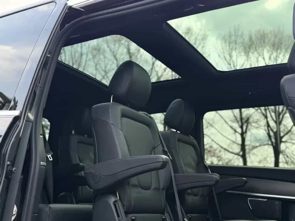 Mercedes-Benz V-Class 300d*AMG-LINE*PANORAMA*DISTRONIC*360°KAM*1HAND 07/2020-photo-22