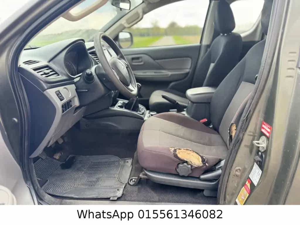 Mitsubishi L200 08/2018-photo-11