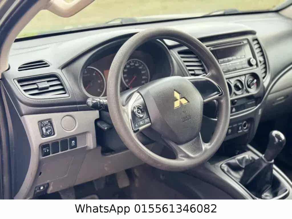Mitsubishi L200 08/2018-photo-13