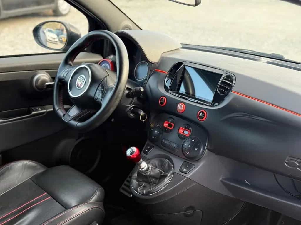 Abarth 500 1.4 Turbo T-Jet 04/2009-photo-7