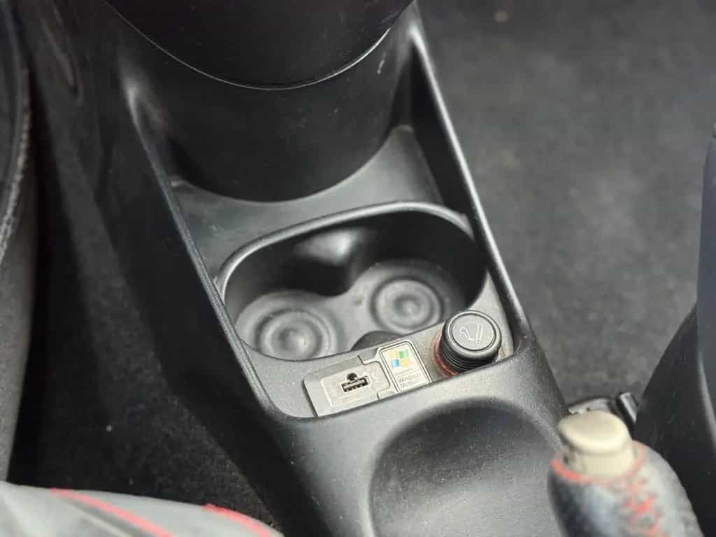 Abarth 500 1.4 Turbo T-Jet 04/2009-photo-9