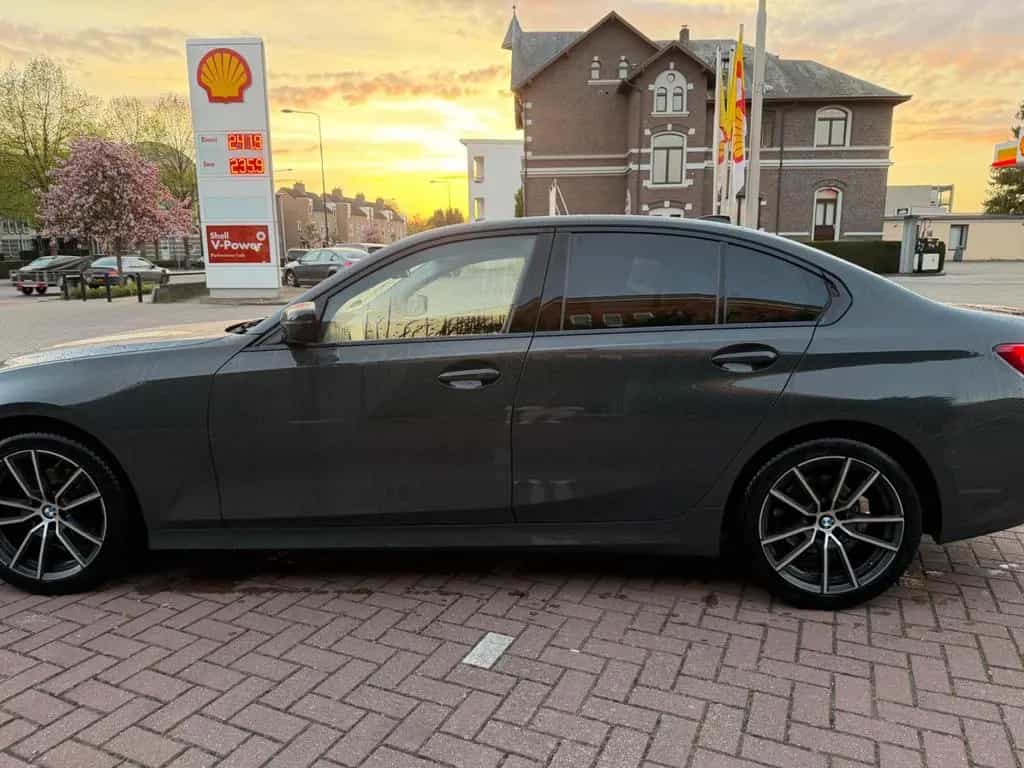BMW 3 Series 320d Sport Line Automatic 03/2019-photo-3