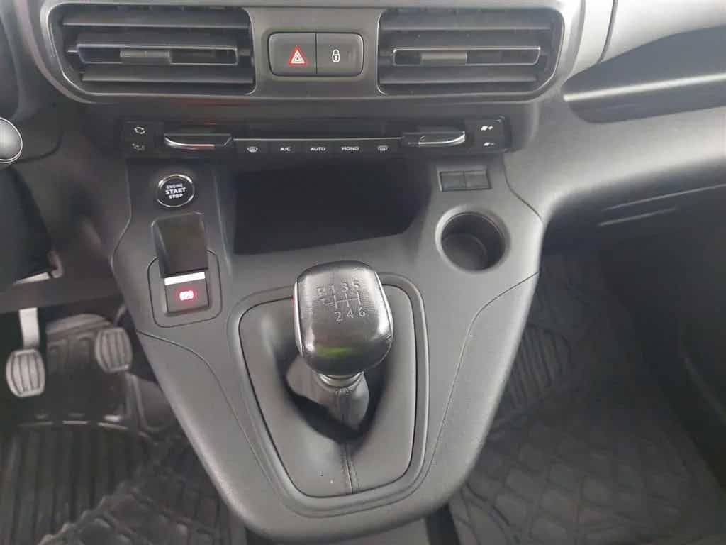 Citroën Berlingo Shine 1.5 BlueHDI Holiday Paket 06/2024-photo-14
