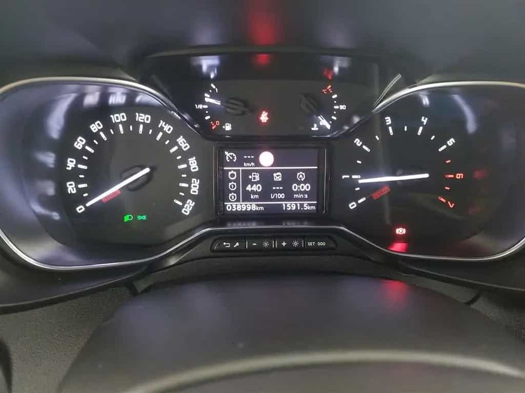 Citroën Berlingo Shine 1.5 BlueHDI Holiday Paket 06/2024-photo-9