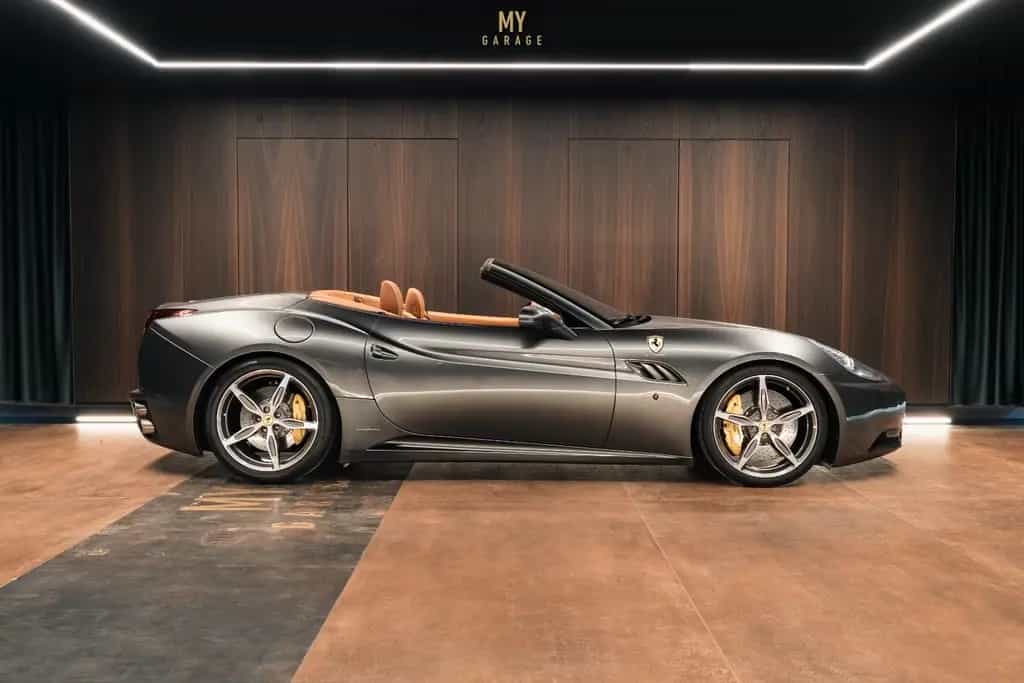 Ferrari California 4.3 V8 4-Sitzer 07/2010-photo-0