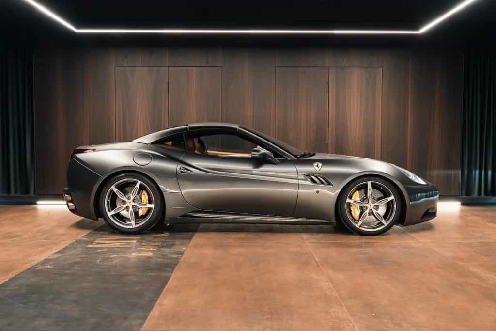 Ferrari California 4.3 V8 4-Sitzer 07/2010-photo-1