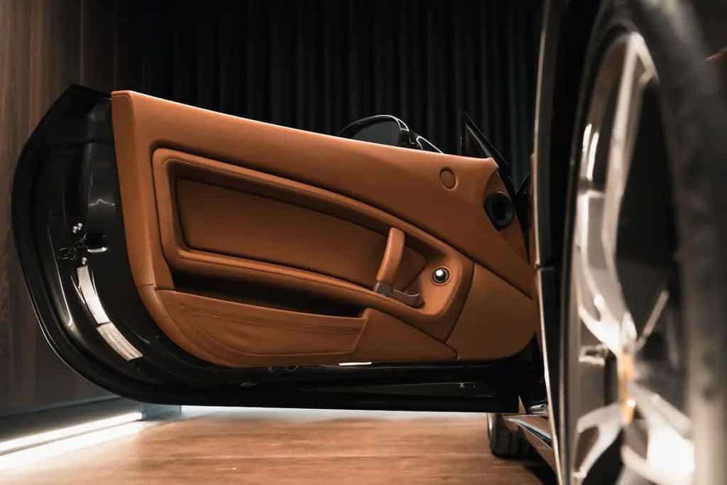 Ferrari California 4.3 V8 4-Sitzer 07/2010-photo-13