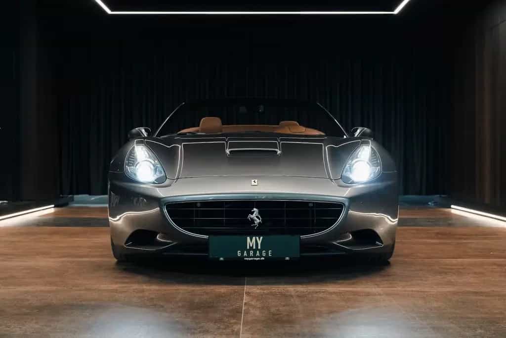 Ferrari California 4.3 V8 4-Sitzer 07/2010-photo-2