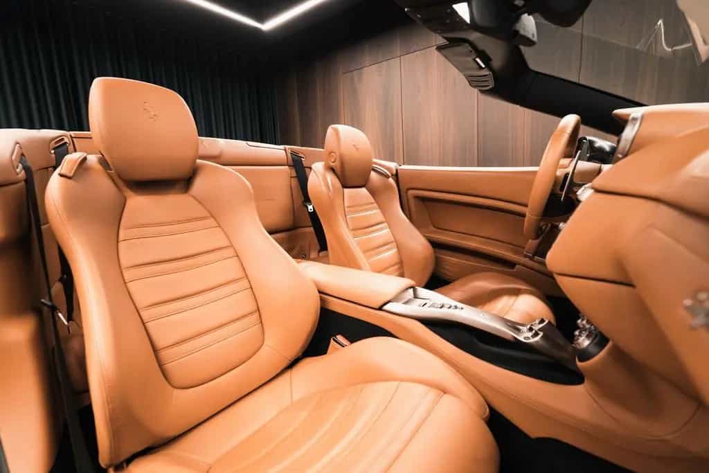Ferrari California 4.3 V8 4-Sitzer 07/2010-photo-20