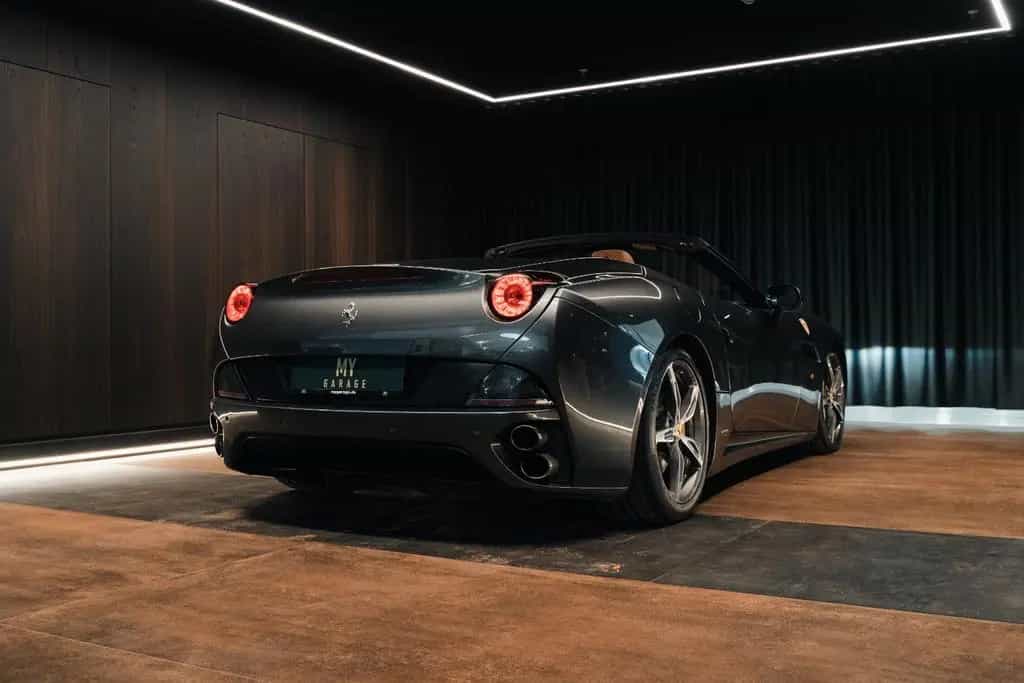 Ferrari California 4.3 V8 4-Sitzer 07/2010-photo-5