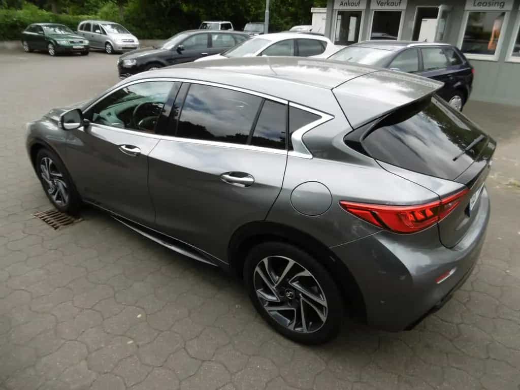 Infiniti Q30 1.5d LUXE Nav LED Alcantara Keyless CAM PDC 08/2018-photo-15