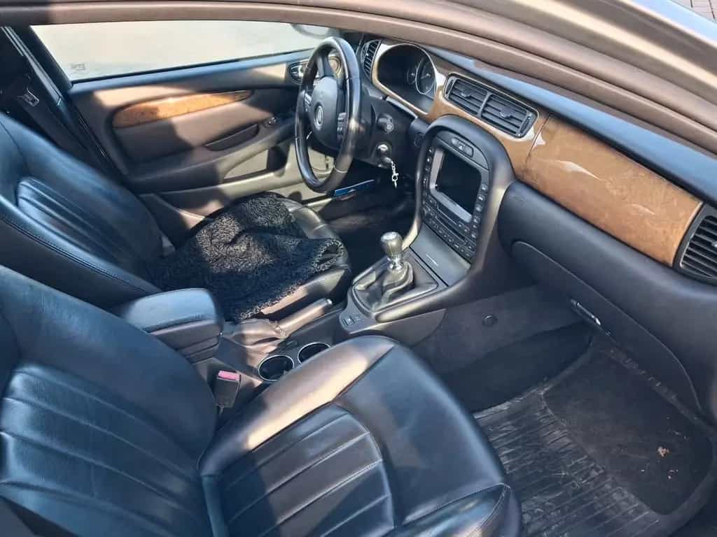 Jaguar x Type 2,0L Diesel Kombi Euro 4 06/2004-photo-6